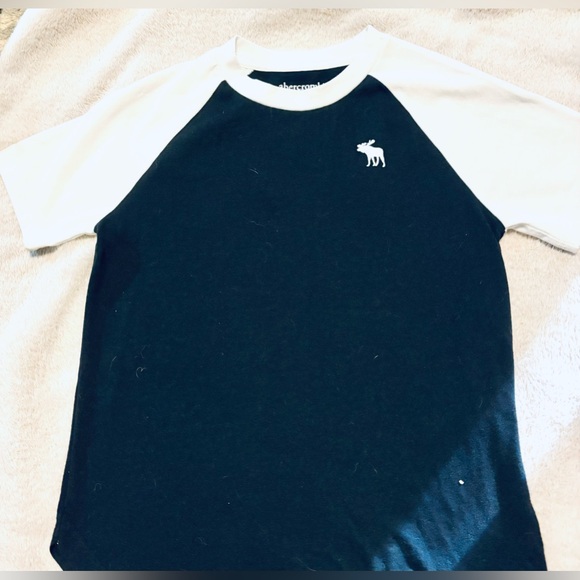 Abercrombie kids Shirt - Boys 9/10 Navy/White - Picture 1 of 5
